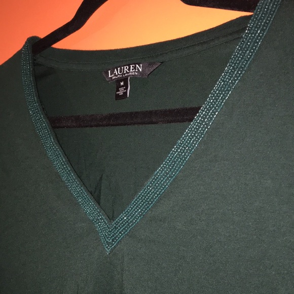 Hunter Green V-Neck Women's Top Lauren Ralph Lauren Size Medium 8/10 Woman’s - Picture 3 of 12